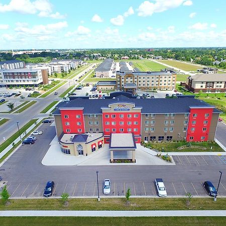 Baymont By Wyndham Grand Forks Hotel Exterior photo